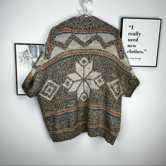 AMERICAN EAGLE OUTFITTERS AZTEC PRINT‎ KNIT SHRUG CARDIGAN EUC SZ XS/S - Picture 5 of 7